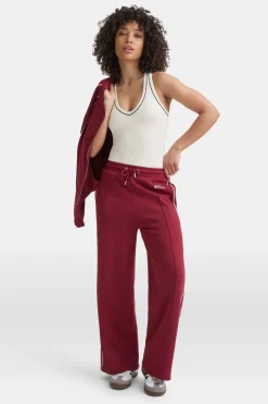 TALA Coffee Dates|Tennis / Padel*DayFlex Built-In Support V Neck Racer Vest -