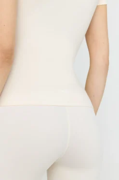 TALA Coffee Dates|Tops / Vests*DayFlex Essential Full Length T-Shirt - Buttermilk