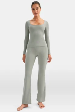 TALA Coffee Dates|Yoga / Pilates*DayFlex Scoop Neck Top -