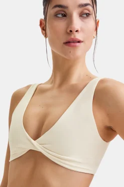 TALA Coffee Dates|Sports Bras*DayFlex Twist Front Sports Bra - Buttermilk