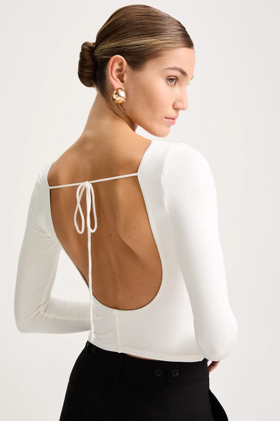 TALA Tops|The Bridal Edit*365 Ruched Side Open Back Long Sleeve Top -