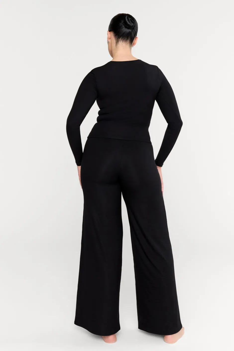 TALA Loungewear*365 Sculpting Lounge Long Sleeve Top - Shadow