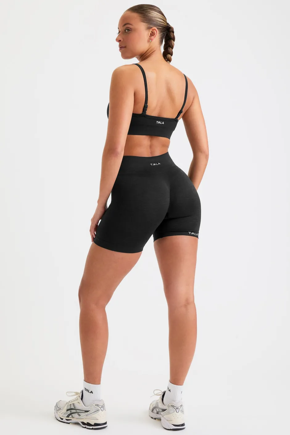 TALA Strength / Lifting|Sports Bras*Sculpt Seamless Bandeau Sports Bra -