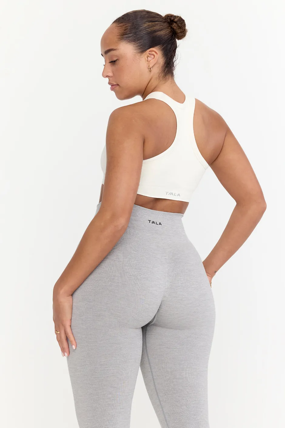 TALA Strength / Lifting|Sports Bras*Sculpt Seamless Ribbed Racer Sports Bra -