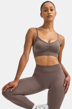 TALA Strength / Lifting|Sports Bras*Sculpt Seamless Ruched Sports Bra - Dark Truffle